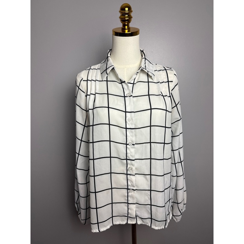 Love Story Blouse Womens Medium White Black Excellent‎ Grid Print Button Down